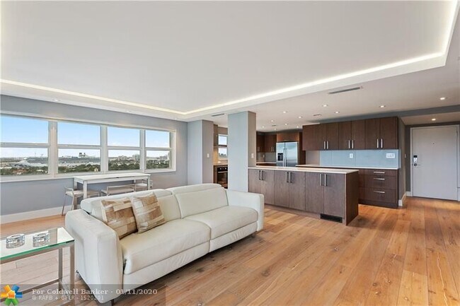 Building Photo - 2100 S Ocean Dr