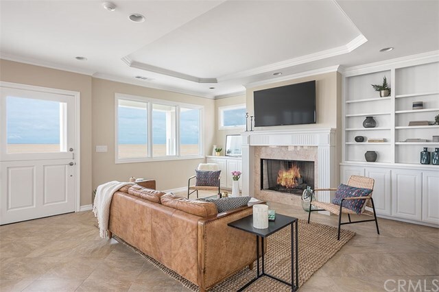 Building Photo - 600 W Oceanfront