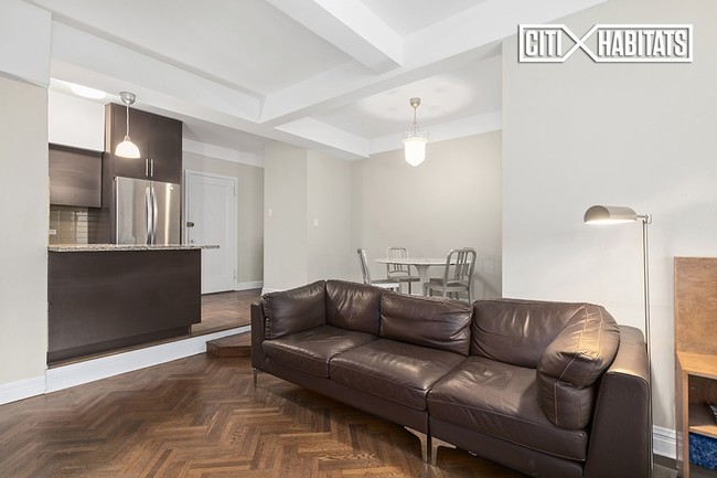 Foto del edificio - 333 W 57th St