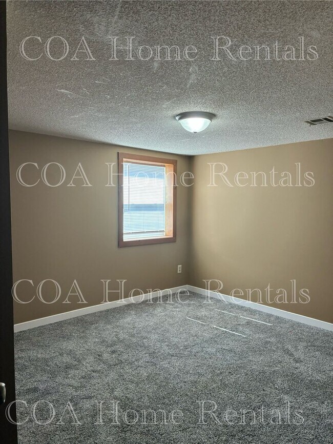 Foto del edificio - Spring Ave