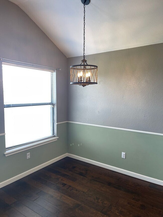 Building Photo - Water front 3 bedroom, 2 bath with a 2 car...