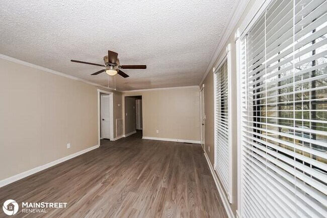 Foto del edificio - 5057 Oak Leaf Cir, Adamsville, AL 35005