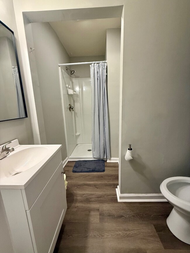 Foto del edificio - 7636 Walnut Wood Dr