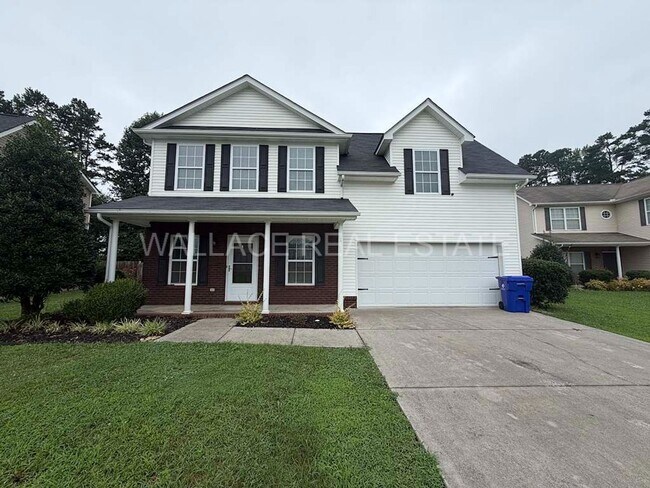 Building Photo - FANTASTIC 3 BEDROOM, 2.5 BATHROOM HOME IN S. KNOXVILLE!!