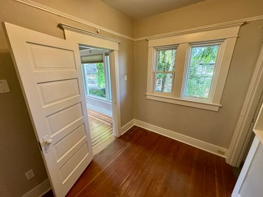 Foto del edificio - Gorgeous 2 bed Craftsman in Queen Anne! Open house Saturday!