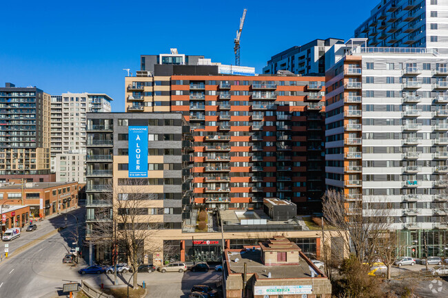 Building Photo - L'Hexagone Apartments