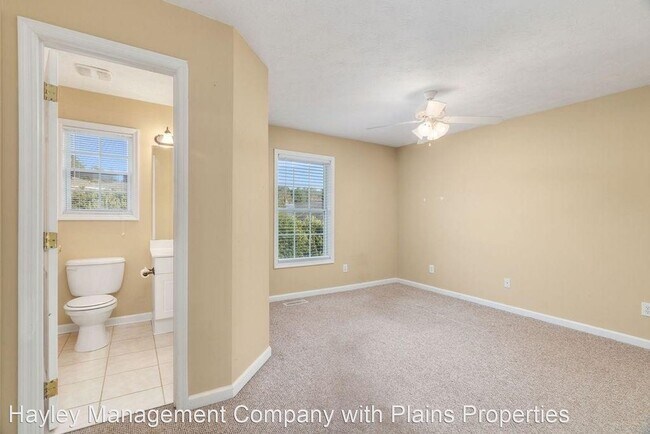 Building Photo - 2 br, 2.5 bath House - 1477 N Donahue Unit...