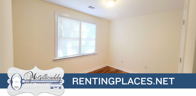 Building Photo - 1204 Holden Dr