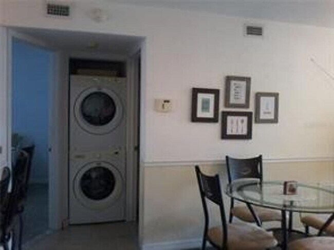 Foto del edificio - 2 br, 2 bath House - 25050 Sandhill Blvd 7B3