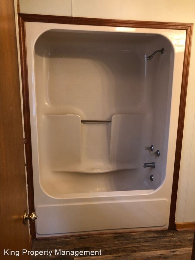 Building Photo - 2 br, 1 bath House - 3303 Alexandria Welli...