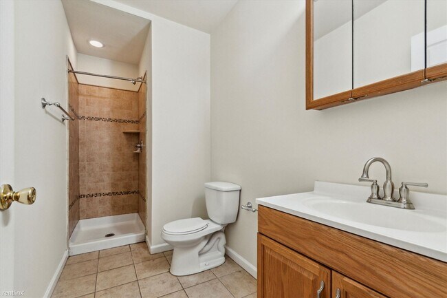 Foto del edificio - 4 br, 2 bath Duplex - 1731 CECIL B MOORE A...