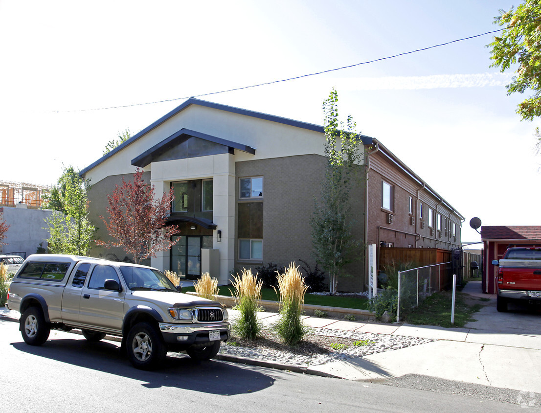 Foto del edificio - Carlyle Flats