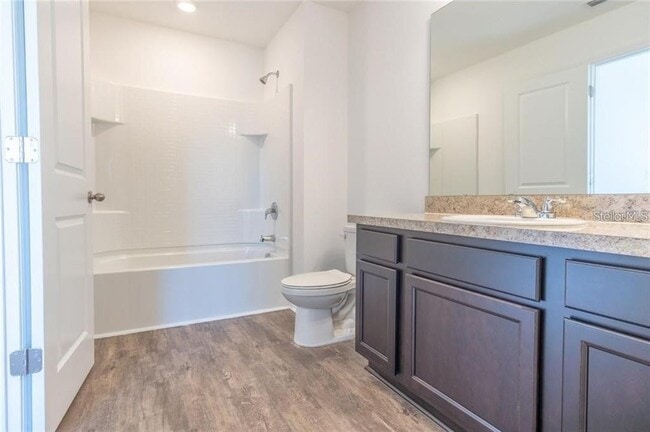 Building Photo - 338 Madison Dr