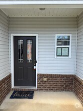 Building Photo - 640 The Heights Ln
