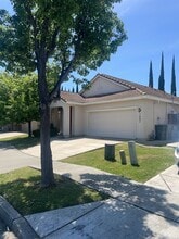 Building Photo - 3492 Kauai Rd