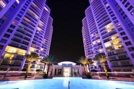 Building Photo - 231 Riverside Dr