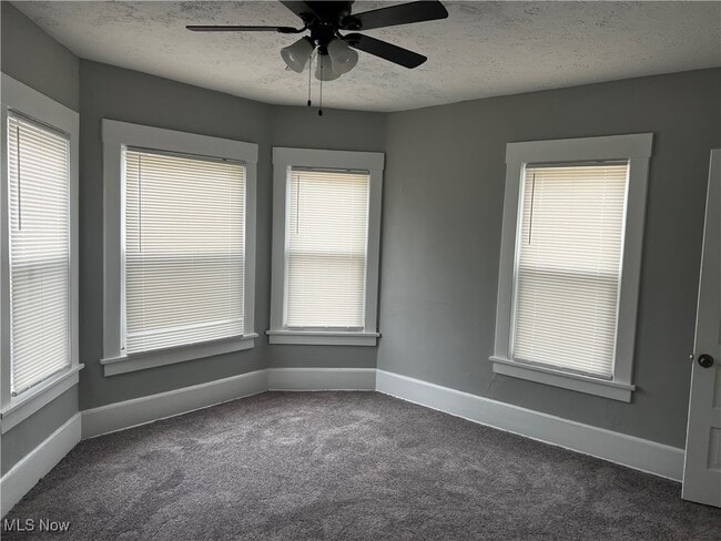 Building Photo - 1415 Olivewood Ave