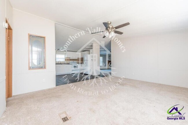 Foto del edificio - 349 Brighton Dr