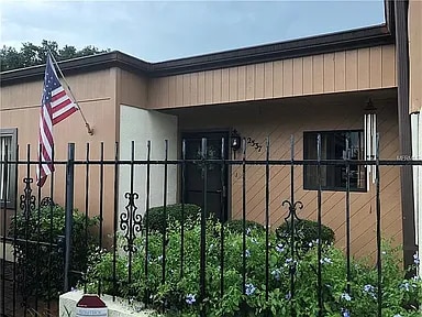 Foto del edificio - 2337 Inagua Way