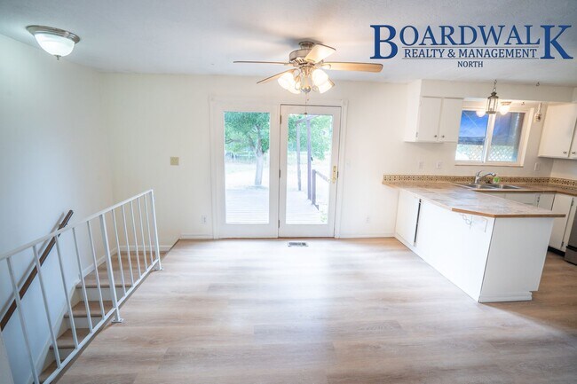 Building Photo - Updated 4 Bedroom Home in Beautiful Eden!
