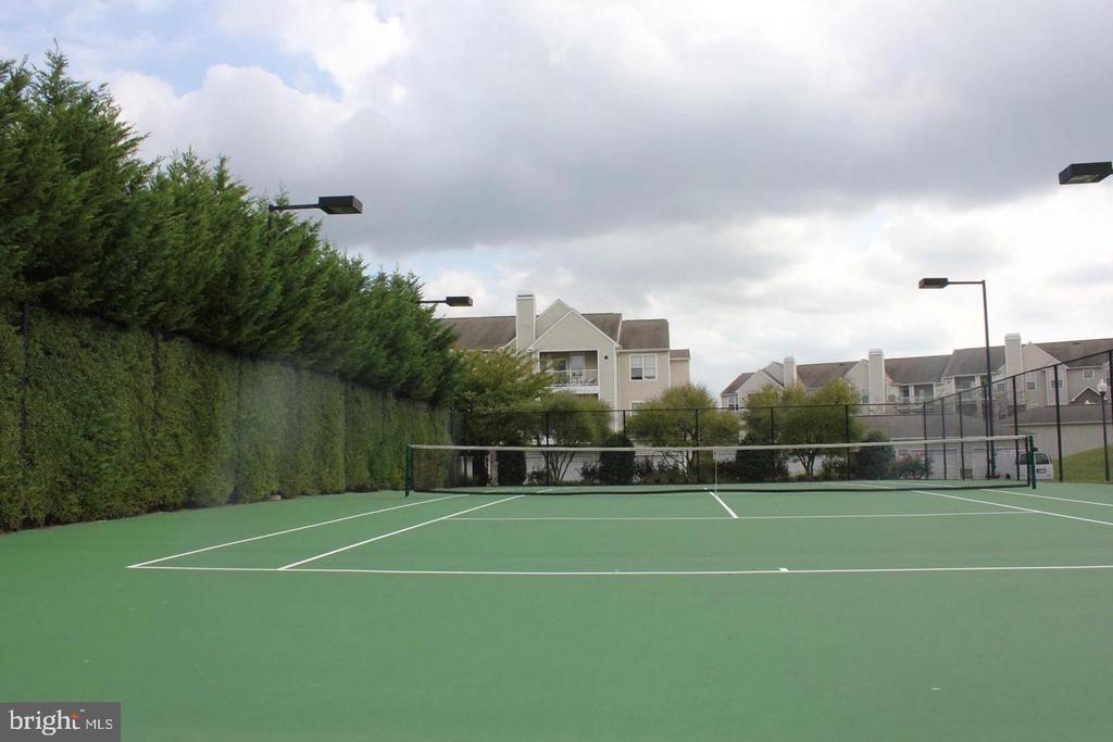 Foto del edificio - 7410 Chadwell Cir