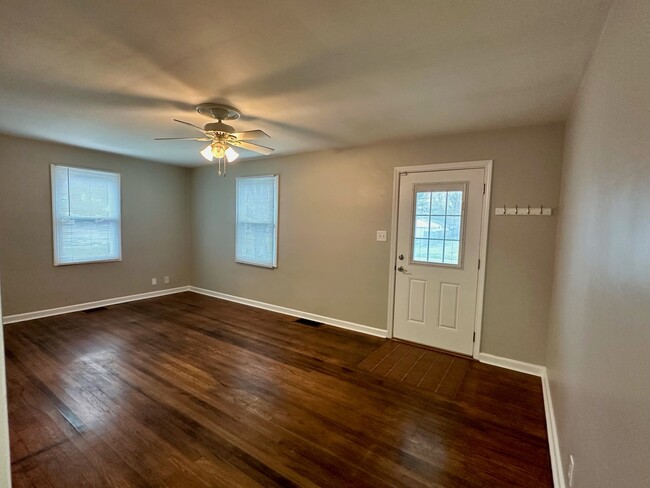 Building Photo - 1245 Brandt Dr