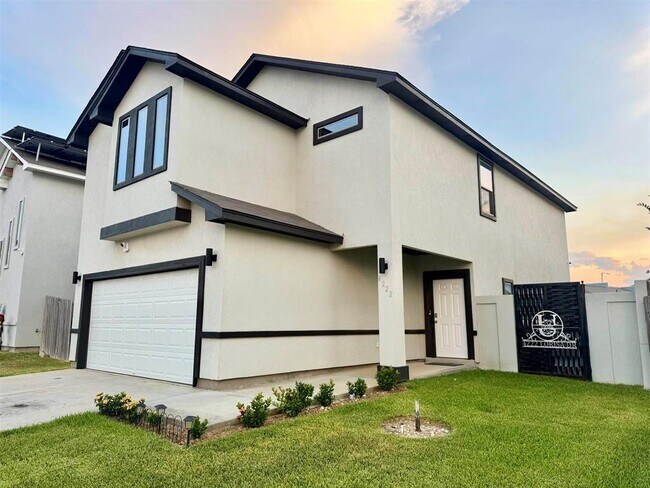 Building Photo - 4222 Lorisa Dr