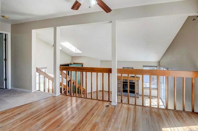 Building Photo - 567 E Arden Cir