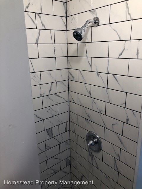 Primary Photo - 504 W Airy St