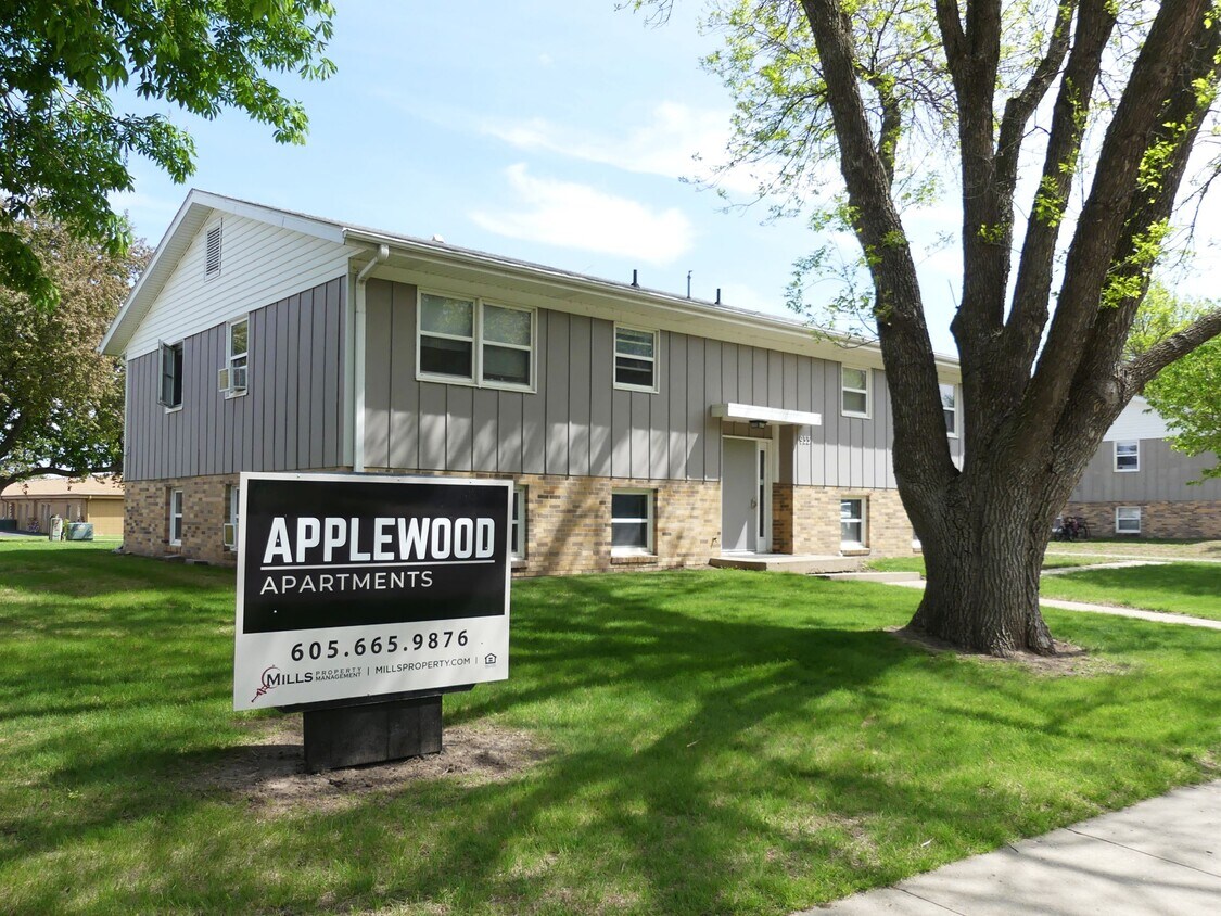 Applewood Apartments Vermillion, SD
