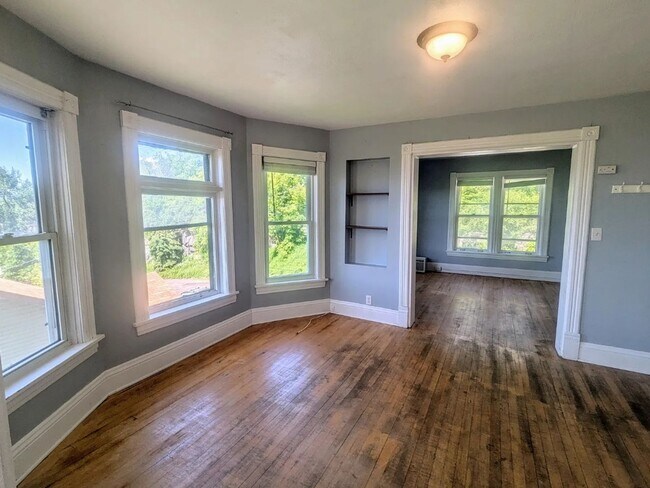 Foto del edificio - 1802 W 3rd St