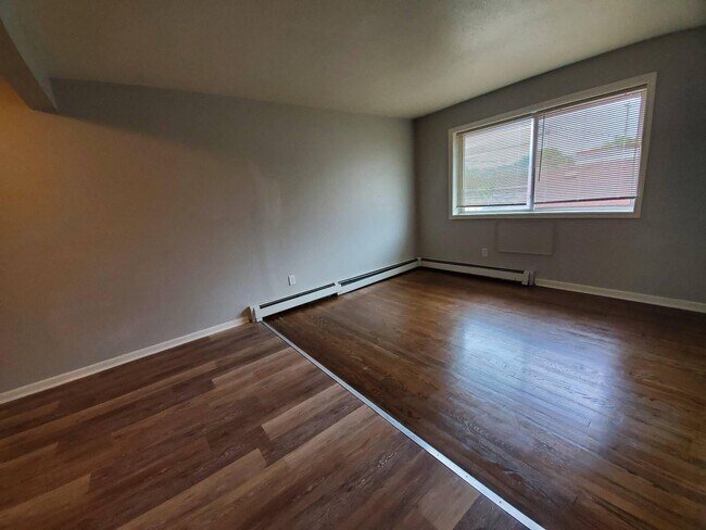 Foto del edificio - 1418 W Mitchell St