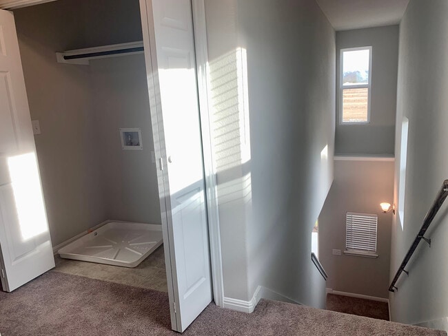 Building Photo - 10828 Jameson Dr