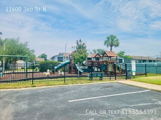 Foto del edificio - 11400 3rd St N