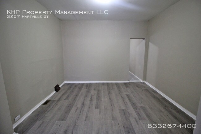 Building Photo - Wonderful 2 Bed Home in Kensington
