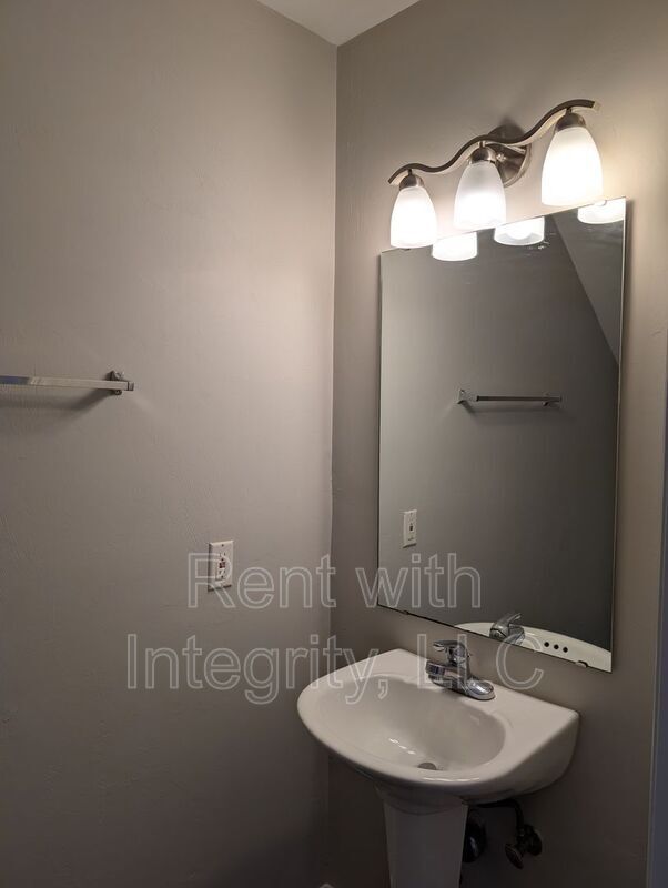 Building Photo - 4262 Augustus Oak Ct