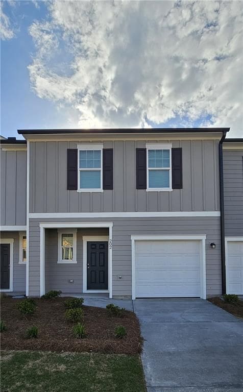 Building Photo - 202 Gillis Wy