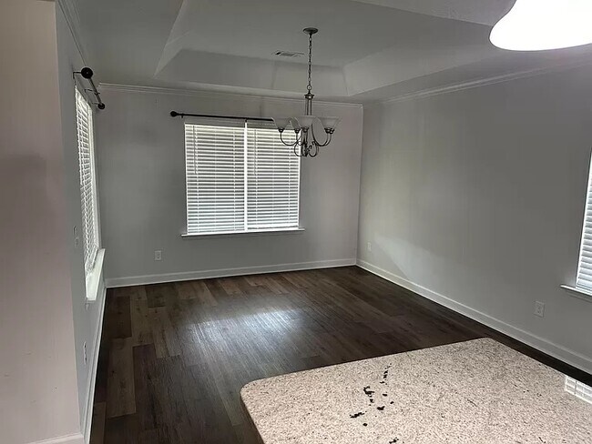 Foto del edificio - 7266 Hanford Dr