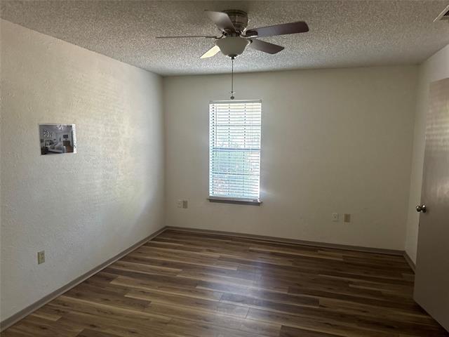 Foto del edificio - 3525 Sunnyview Ln