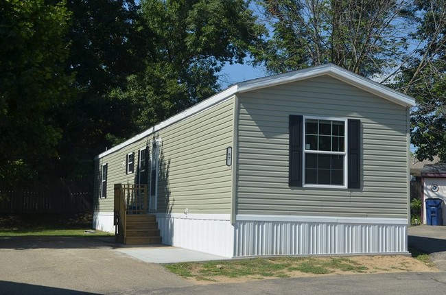 Building Photo - Springport Mobile Home Park