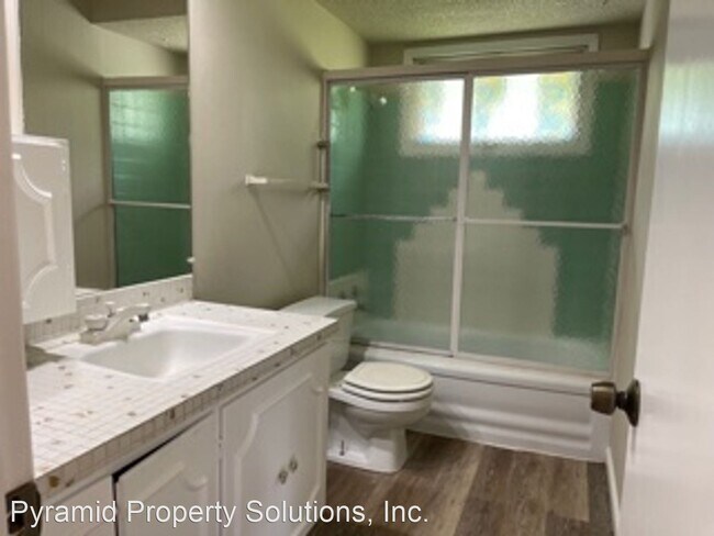 Building Photo - 3 br, 1 bath House - 315 Miller Ave