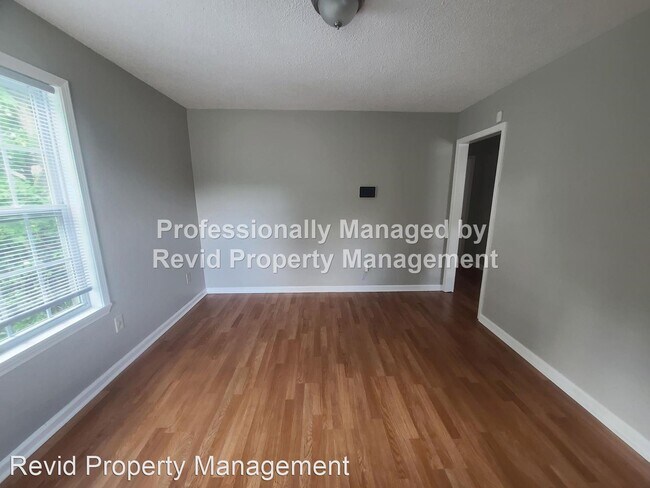 Foto del edificio - 2 br, 1 bath House - 1429 James St