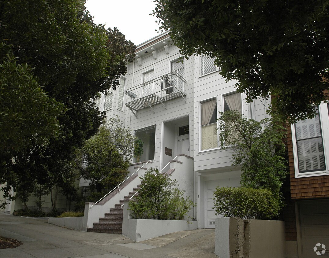 Foto del edificio - 2226 Divisadero St