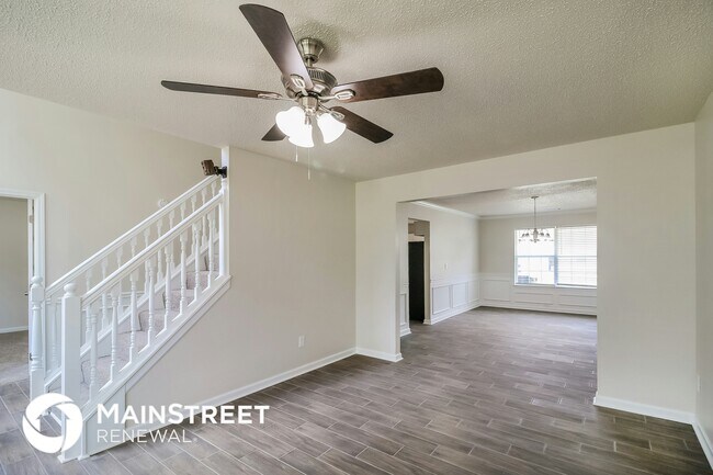 Foto del edificio - 9498 Creekside Rd