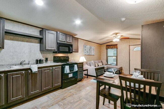 Foto del edificio - 10779 Bonnie Blue Ln