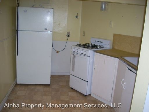 Building Photo - 108 S College Ave