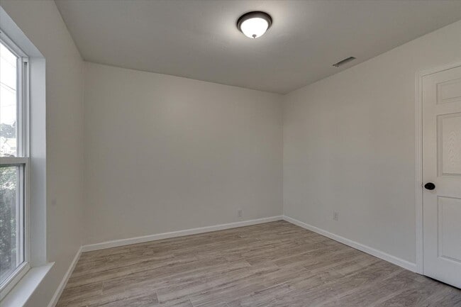 Photo - 3BR / 1BA Home for Rent $1750/month — Comfortable Living in Chattanooga