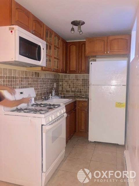 Primary Photo - 150 Graham Avenue