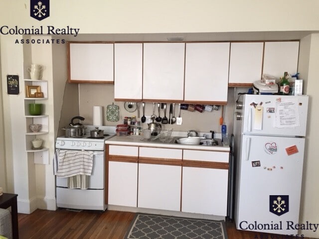 Building Photo - 33 Lancaster Ter