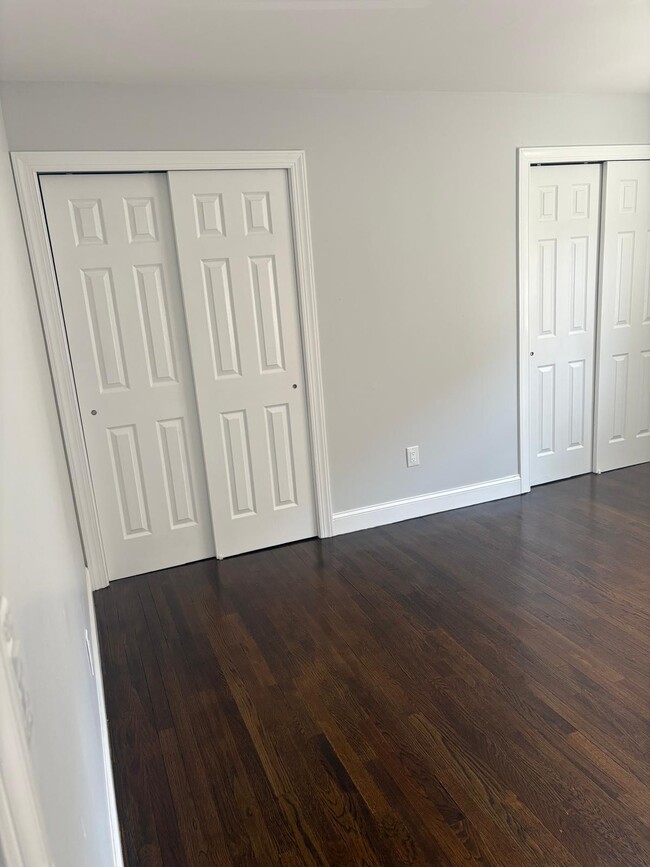 Foto del edificio - 400 Midland Ave